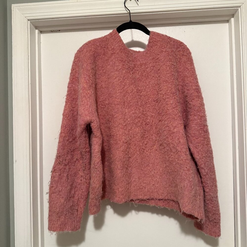 Fluffy pink Crewneck Sweater
